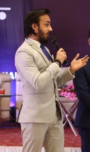 Niranjan Dev Singh mic candid picture